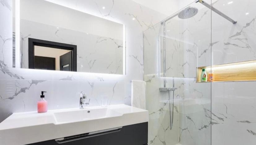 Luxury Apartment On Wenceslas Square Prague Exterior photo